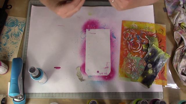 Dina Wakley MEdia Gloss Spray Series - part 1 смотреть онлайн