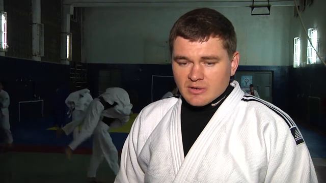 Заместитель Усть-Джегутинского межрайонного прокурора Азамат Отаров стал чемпионом мира смотреть онлайн