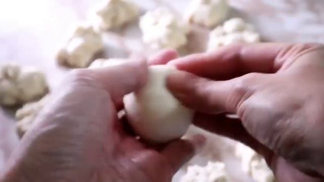 I DIDN'T STOP EATING WHEN I MADE THIS CHEESE STICK BREAD | SOFT AND FLUFFY смотреть онлайн