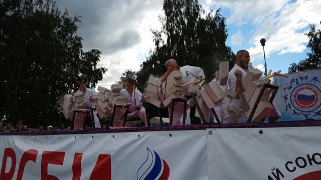 Тамэшивари на Дне города (Пермь, 12.06.2019). смотреть онлайн
