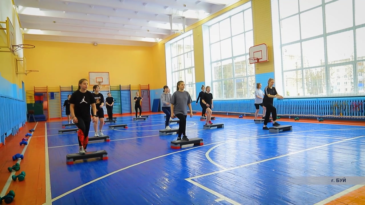 В Костромской области отремонтировали еще один школьный спортзал