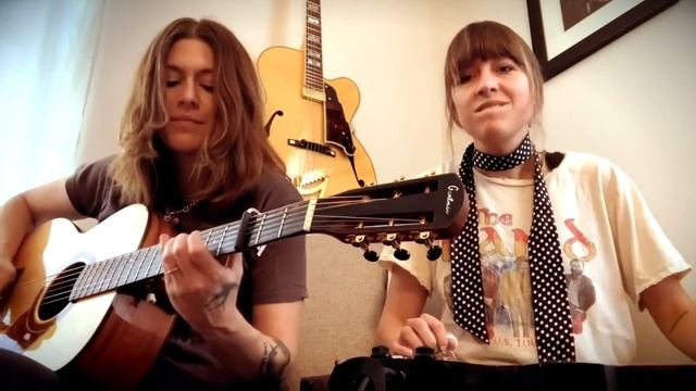 Soggy Bottom Boys "Man Of Constant Sorrow" (Larkin Poe Cover) смотреть онлайн