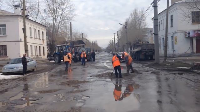 Ремонт дороги на Парковой в Каменске-Уральском смотреть онлайн