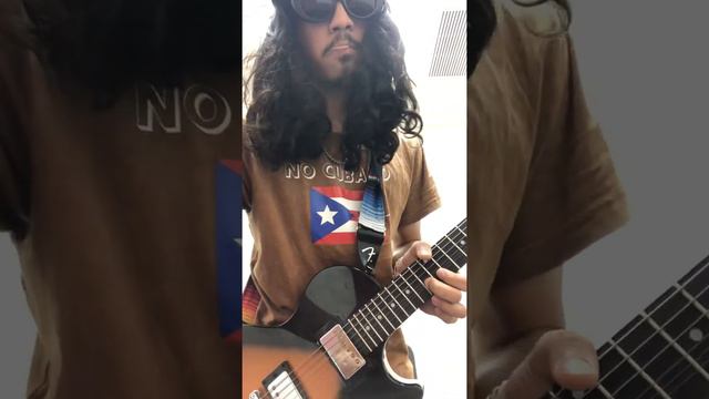 Playing my Epiphone les Paul смотреть онлайн