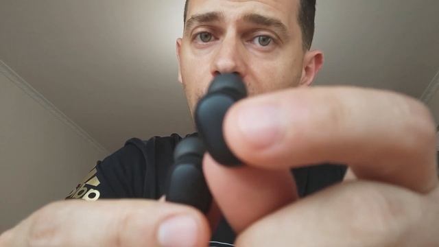 How to Connect Bluetooth Wireless Earbuds to Phone - Tutorial 2020 смотреть онлайн