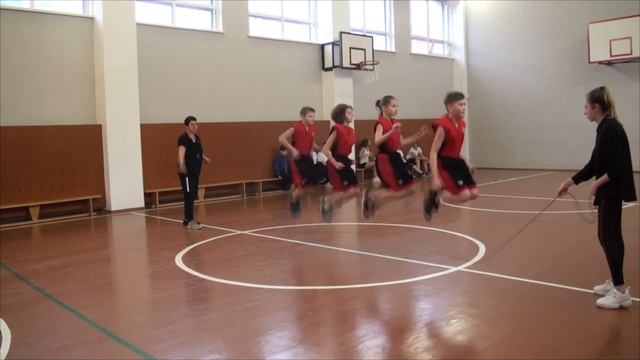 Спортивное мероприятие "Веселая скакалка" смотреть онлайн