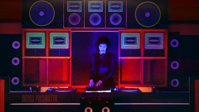 Indira Paganotto @ Boombox , India