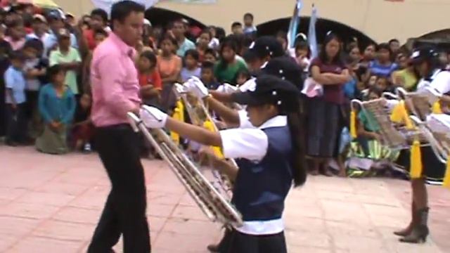 Presentación de banda escolar Santa Clara La Laguna 2011 смотреть онлайн