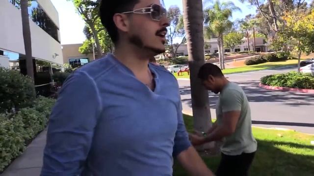 Cмарт-браслет Razer Nabu X смотреть онлайн