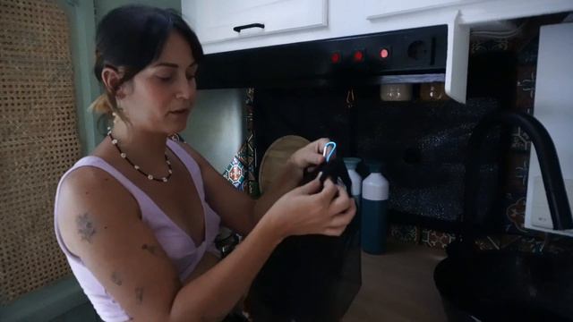 VAN TOUR En Español PEUGEOT | Aquí VIVIMOS Y TRABAJAMOS Con Un Perro