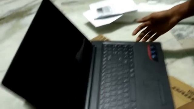 LENOVO IDEAPAD 100 NOTEBOOK UNBOXING,FEATURES AND USER REVIEW смотреть онлайн