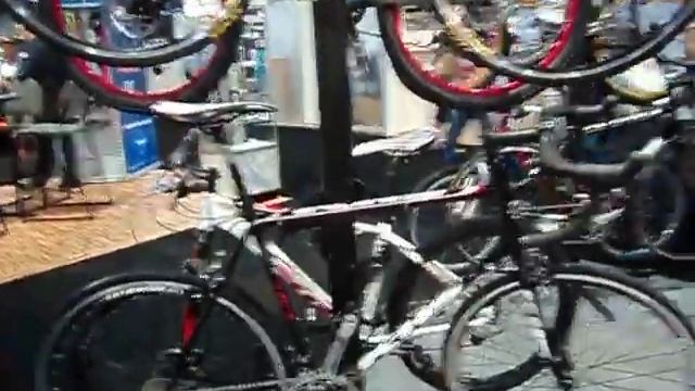 Interbike 2011 - Stand KHS - video 2 смотреть онлайн