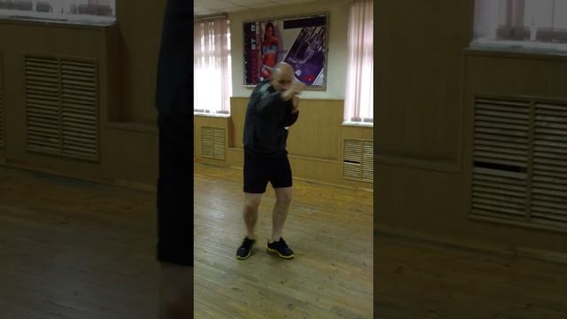 www.efs-live.com 5.Удары руками из фронтальной позиции, Punches from the front position смотреть онлайн
