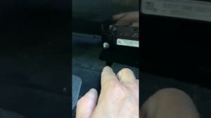 Mercedes V250 замена резервного АКБ