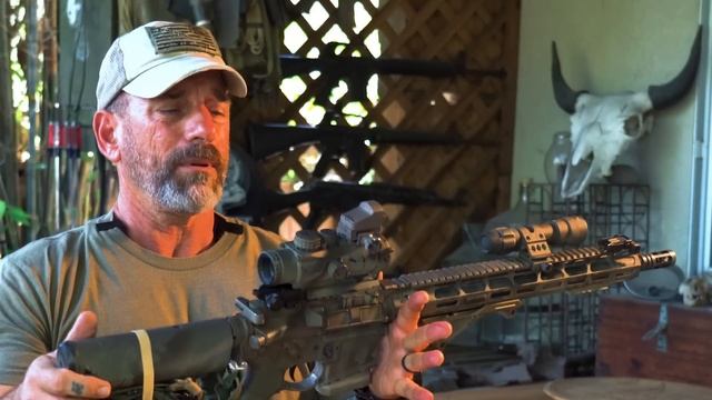 Budget AR Scope Selection with Navy SEAL Mark "Coch" Cochiolo смотреть онлайн