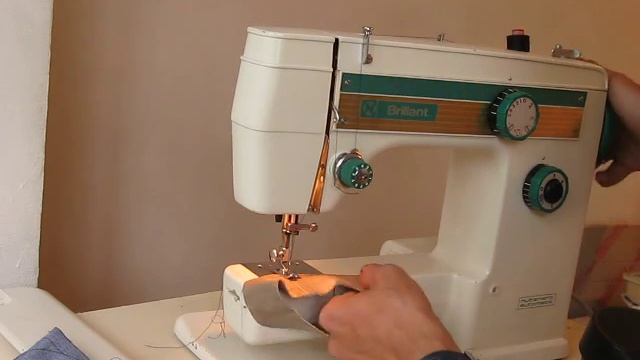 Sewing machine Швейная машина Brillant nutznaht automatik 8300 test кожа. смотреть онлайн