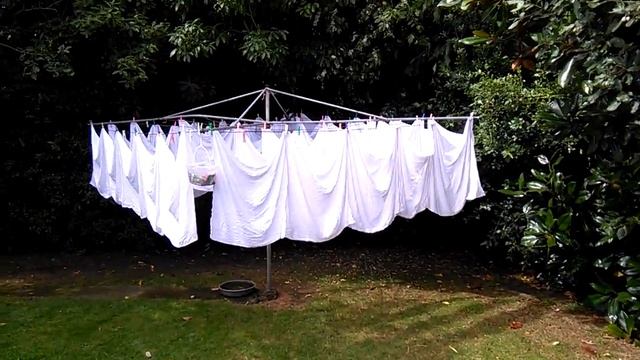 drone over nappies on line смотреть онлайн