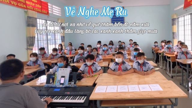 VỀ NGHE MẸ RU | Học Sinh Cover смотреть онлайн