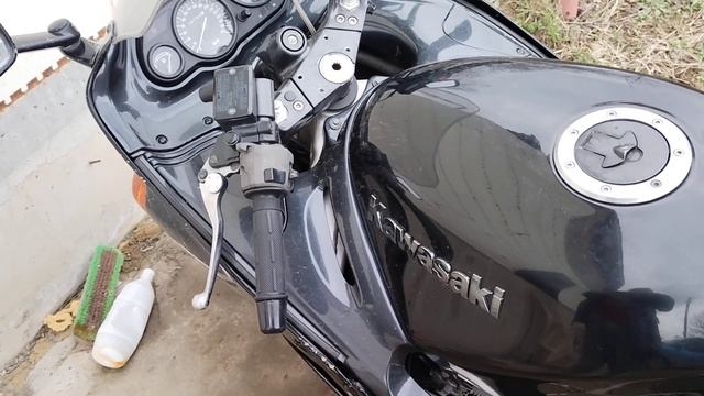 Колхоз?! Или нужная тема? Kawasaki zx-11 ZZR1100 смотреть онлайн