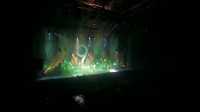 Lara Fabian Un Regard 9 Silence смотреть онлайн