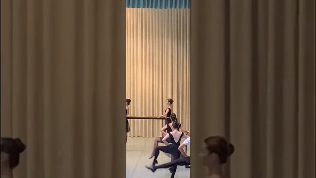 Рудь Есения Алексеевна ( экзерсис у станка ) смотреть онлайн