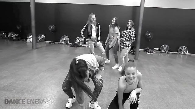 Echa Pa'lla - Pitbull / Latin Dance w/ Vannia Segreto & Desiree Leucci / DANCE ENERGY STUDIO смотреть онлайн