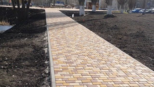 Набережная-центральный вход на пляж город Грязи. смотреть онлайн