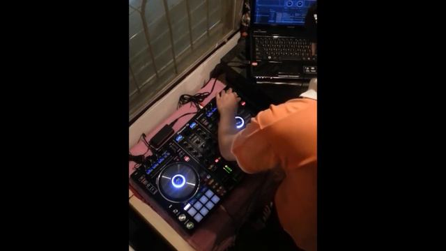 Electro Swing 2017 mixed By Dj Muentub - Pioneer DDJ RR смотреть онлайн