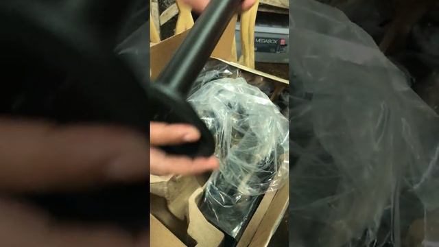 North Bayou F180 Unboxing смотреть онлайн