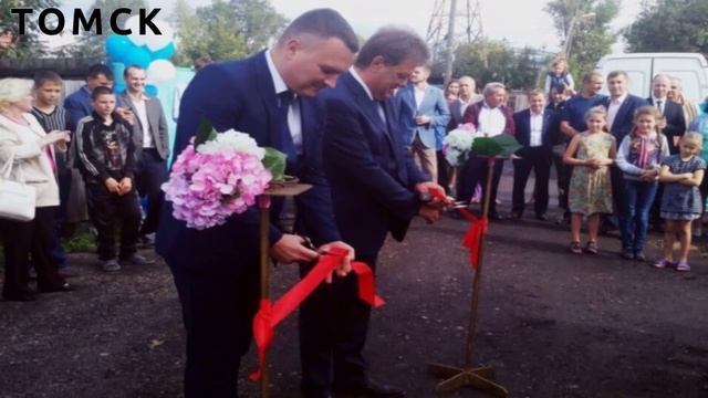 в Сверхдержаве торжественно открыли колонку с водой смотреть онлайн