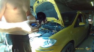 Замена масла двигателя на примере VW CADDY 2.0SDI