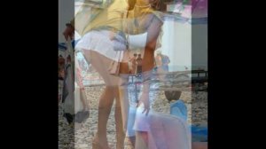 Засветы и мини юбки