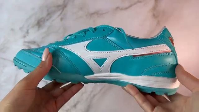 Сороконожки Mizuno MORELIA Sala Japn TF голубые смотреть онлайн