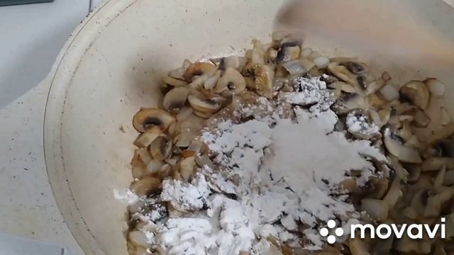 Грибочки с курочкой в сливках смотреть онлайн