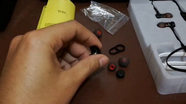AWEI A920BL bluetooth earphones смотреть онлайн