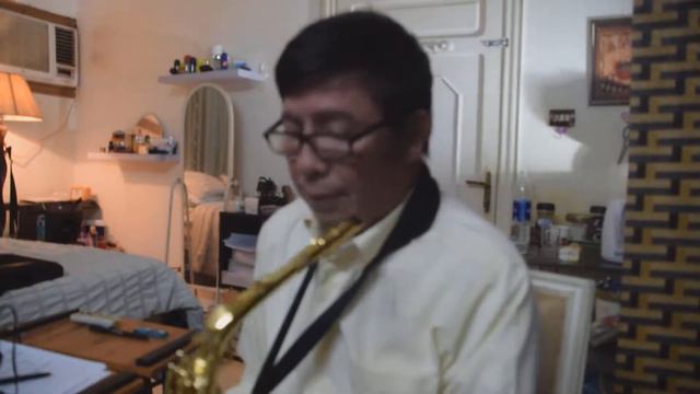 HOLDING OUT OF A HERO - Jennifer Saunders (alto sax cover) смотреть онлайн