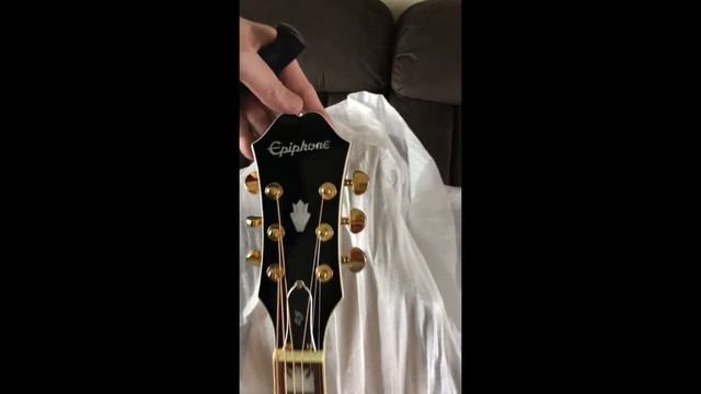 Opening up the EJ-200 SCE смотреть онлайн