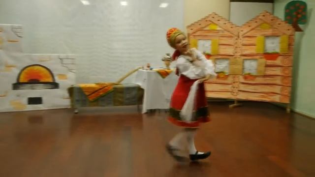 "Хрустальная туфелька": Танец "Валенки" смотреть онлайн