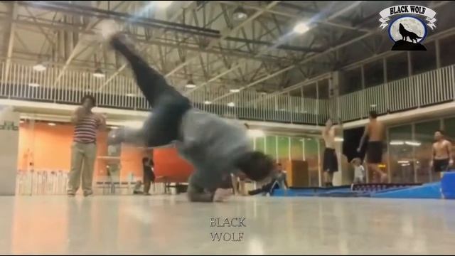 СВЕРХЧЕЛОВЕЧЕСКАЯ СИЛА) смотреть онлайн