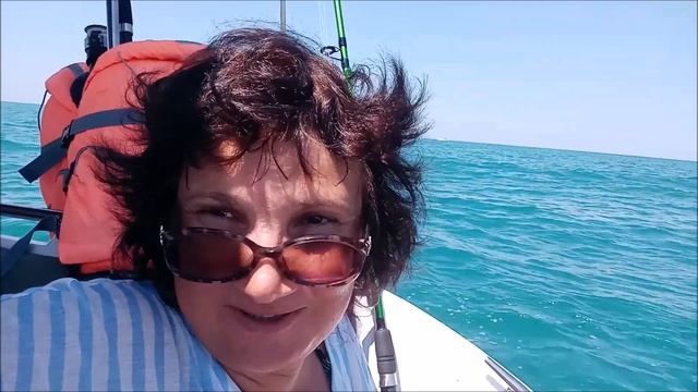 Адлер. Лето 2020. Морская рыбалка. Дельфины!!!! смотреть онлайн