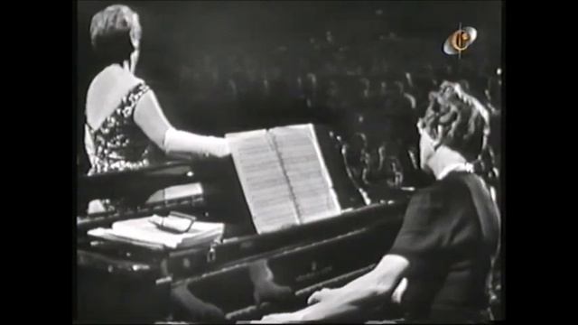 Rita Streich "Nacht und Träume" Franz Schubert смотреть онлайн