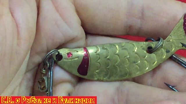 Очень интересная блесна СССР с двумя тройниками.Советская блесна с набора Ленинградских блесен