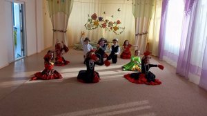 Танец «Эх, цыганочка!»
Подготовительная группа «Пчёлки» 
Номинация «Топ-топ каблучок»