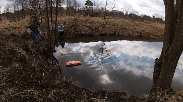 Лодка на радиоуправлении с Fix Price смотреть онлайн