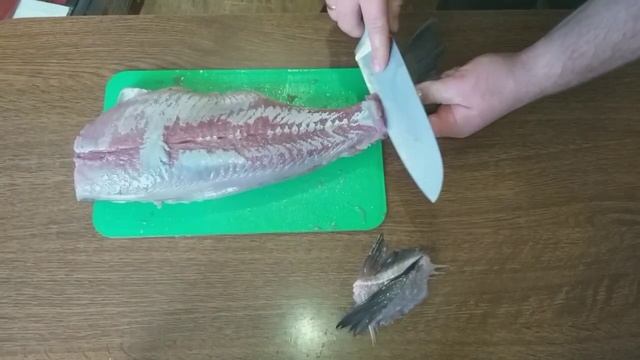 Рыба фри. Очень вкусный рецепт. Как снять кожу с рыбы. Очень нежная рыба.Всем рекомендую смотреть онлайн