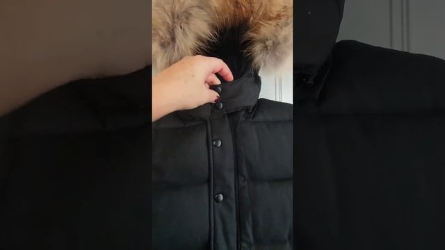 Детская чёрная зимняя тёплая куртка Prada для мальчика смотреть онлайн