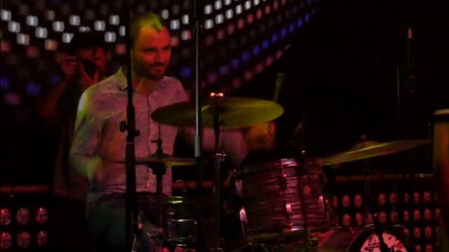 Васко Кръпката и ПББ Кучето на крайния квартал Live смотреть онлайн