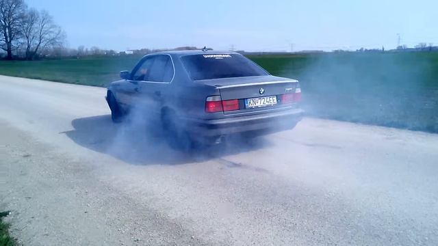 BMW e34 525tds burnout 4 смотреть онлайн