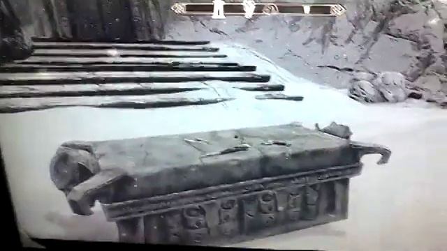 Skyrim : Silus Vesuius placing Mehrunes ' Razor on the Shrine of Mehrunes Dagon - what will happen? смотреть онлайн