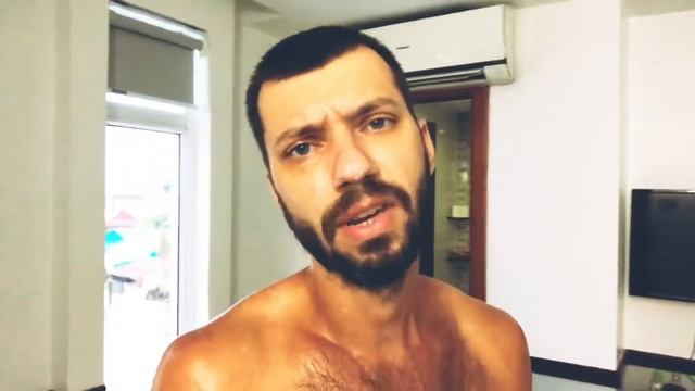 Вызов. День 20 из 31. Берпи/ отжимания/ приседания. Неаполитанский. Пномпень смотреть онлайн